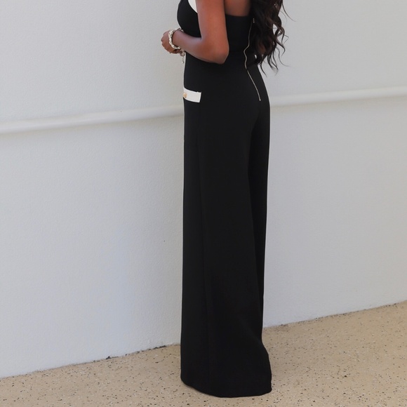 30 - HALTER TOP WIDE LEG JUMPSUIT - Picture 8 of 11